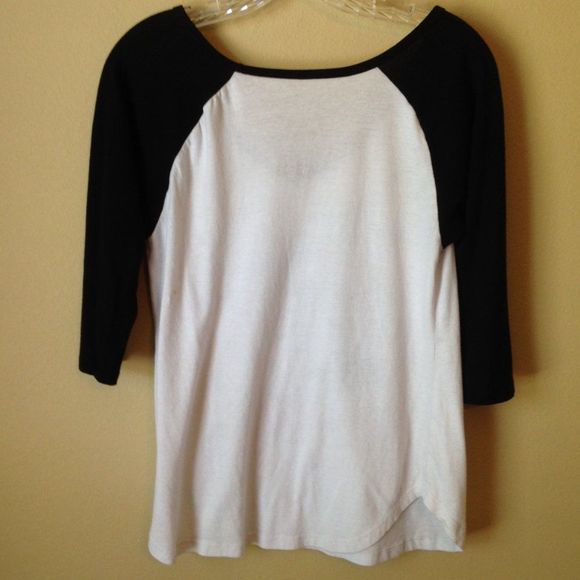 Tim Burton's The Nightmare Before Christmas Tee Large - Picture 6 of 7